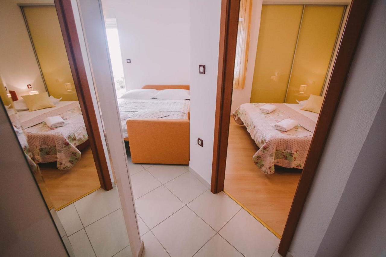 Apartments Jasna Podstrana Ngoại thất bức ảnh