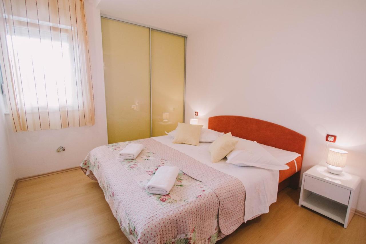 Apartments Jasna Podstrana Ngoại thất bức ảnh