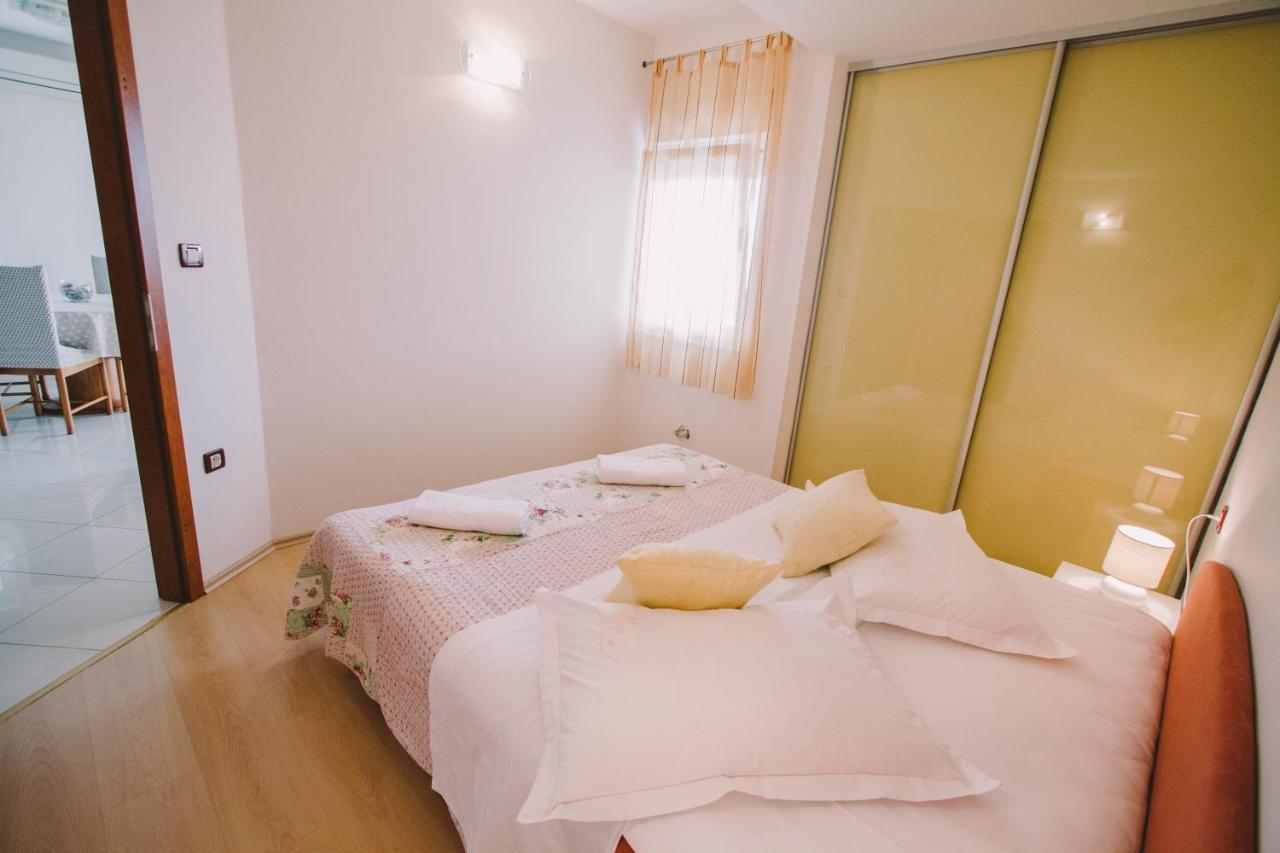 Apartments Jasna Podstrana Ngoại thất bức ảnh