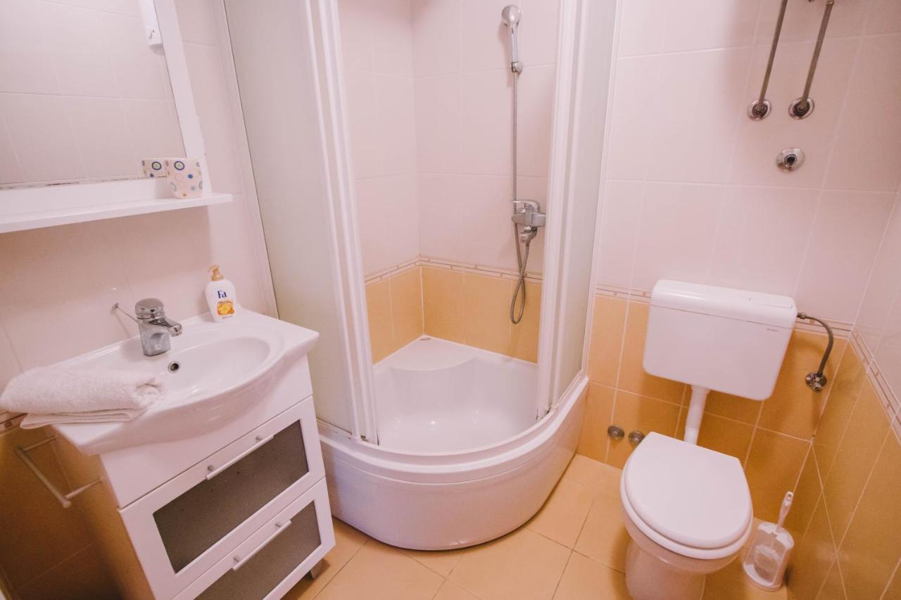 Apartments Jasna Podstrana Ngoại thất bức ảnh